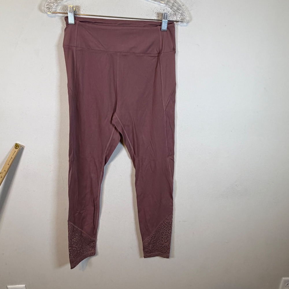 PINK SPORT Women Leggings Laser Cut Lace Detail Mauve M